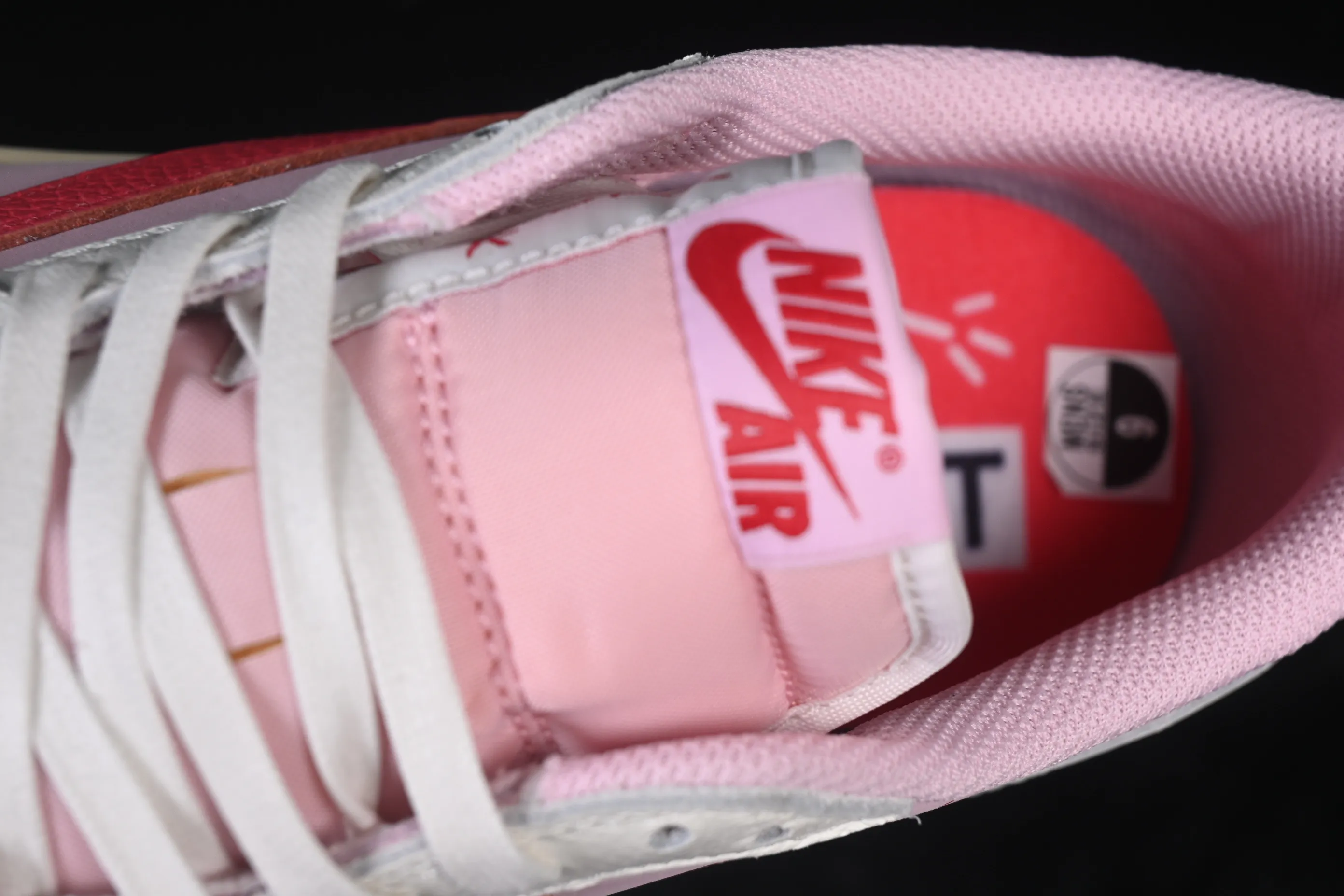 All categories Air Jordan Jordan series basketball shoes Air Jordan 1 Low pure original version Travis Scott x Air Jordan 1 Low OG AJ1 Joe 1 undercut low IQ7604-101